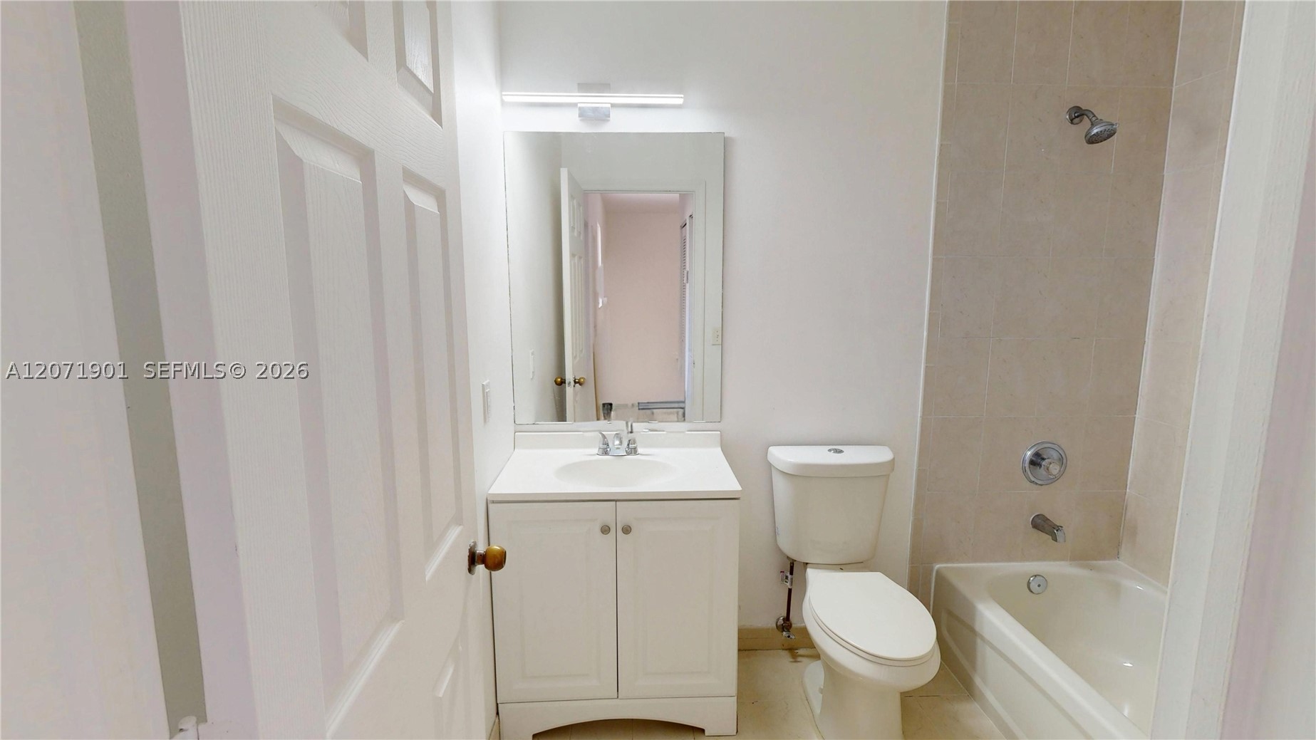 A12071901 Property Photo 7