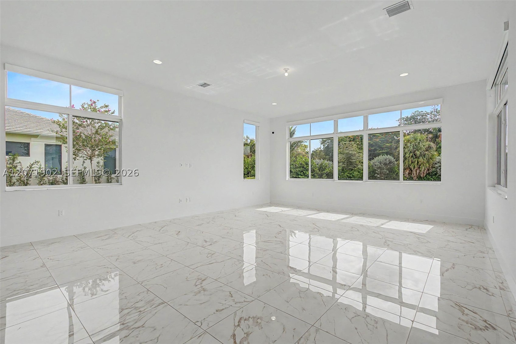 2440 Sw 122nd Ter Property Photo 46
