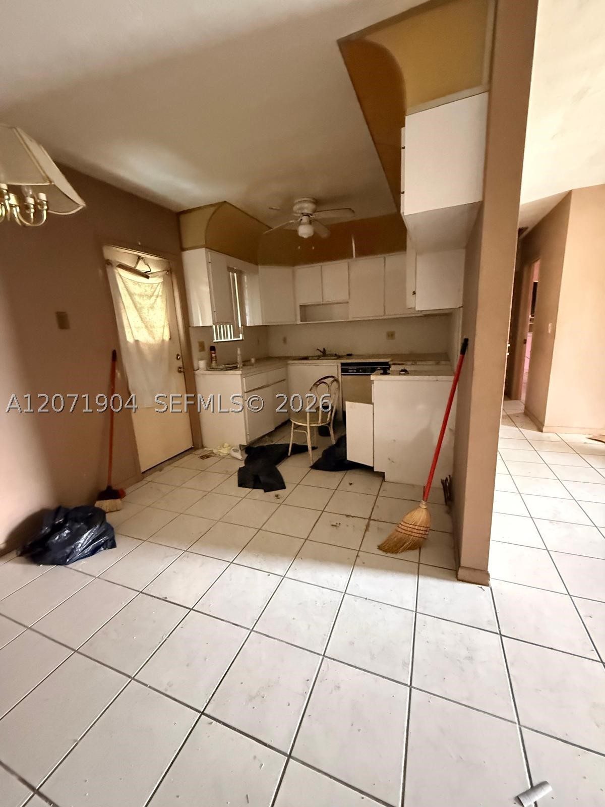 2911 Nw 161st St Property Photo 4