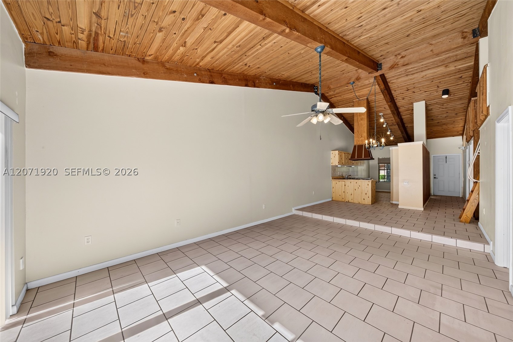 13504 Sw 102nd Ln Property Photo 10