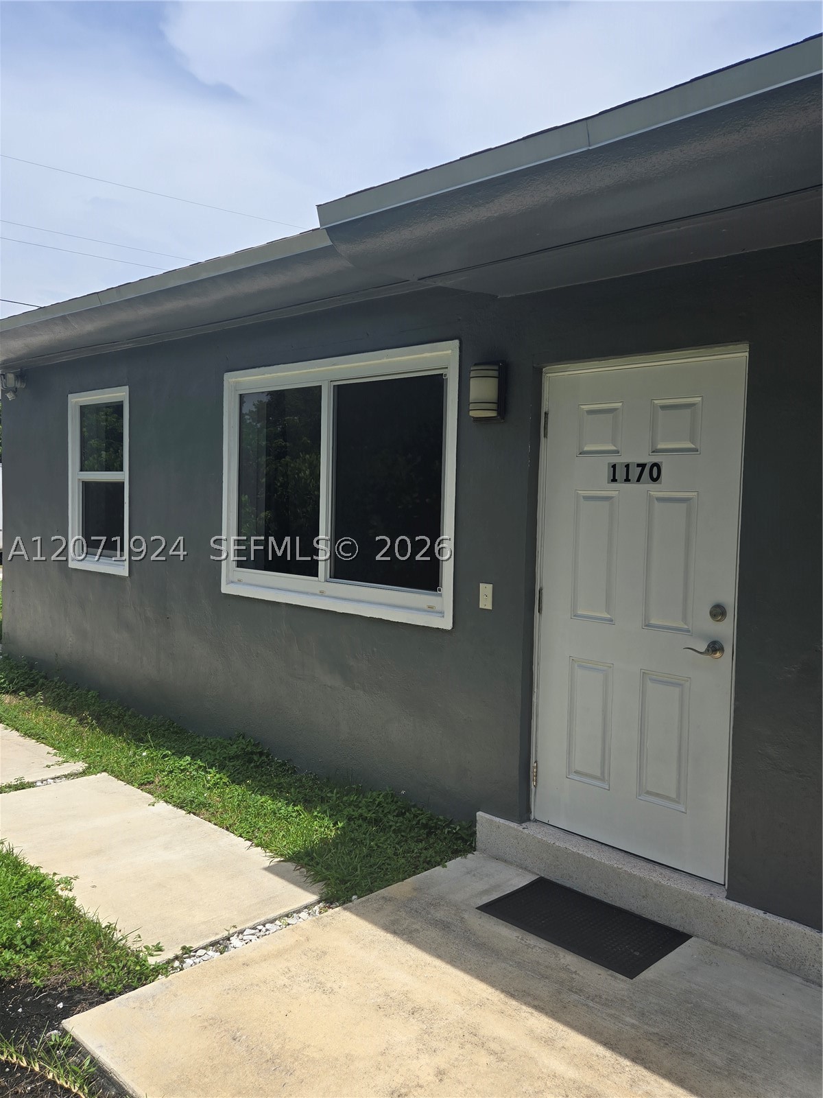 1170 NE 111th St 1170 Property Photo 1