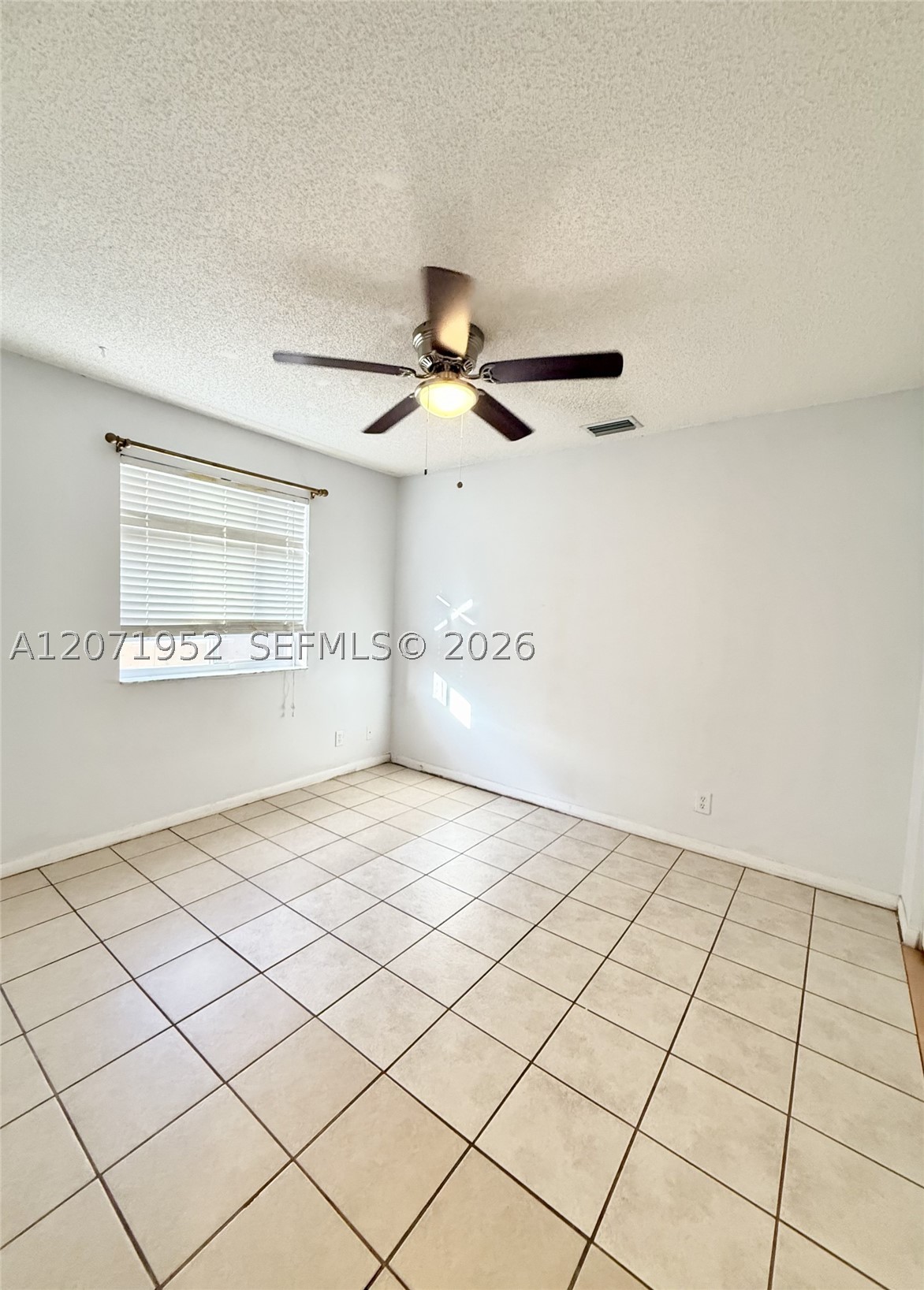 4340 Pine Ridge Ct Property Photo 10