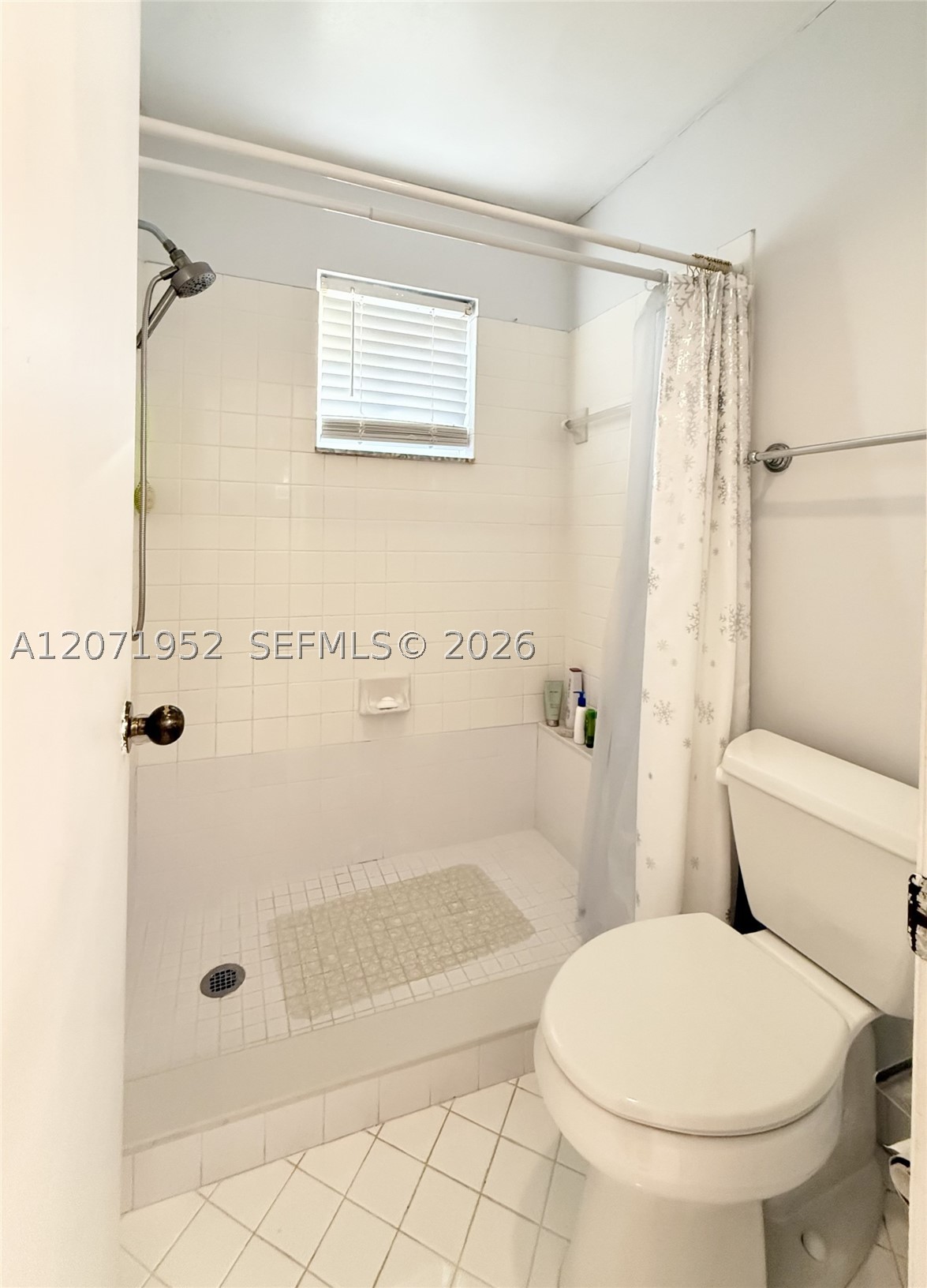 4340 Pine Ridge Ct Property Photo 12