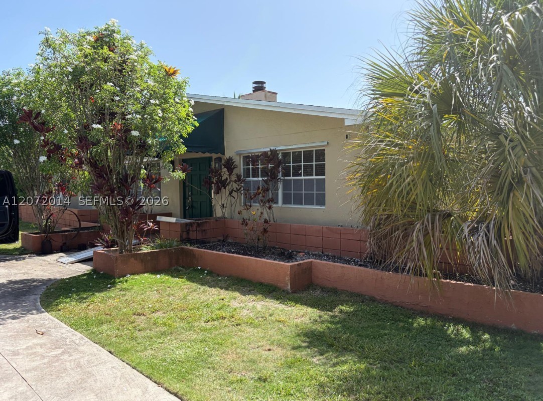15190 Old Cutler Rd Property Photo 2