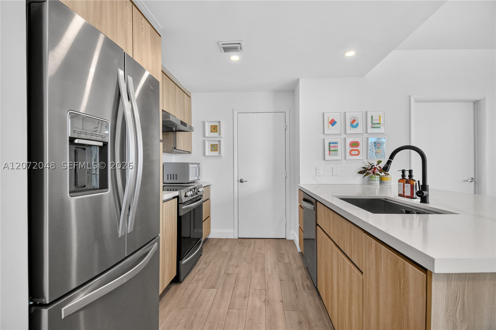 1900 N Bayshore Dr 2019 Property Photo 1