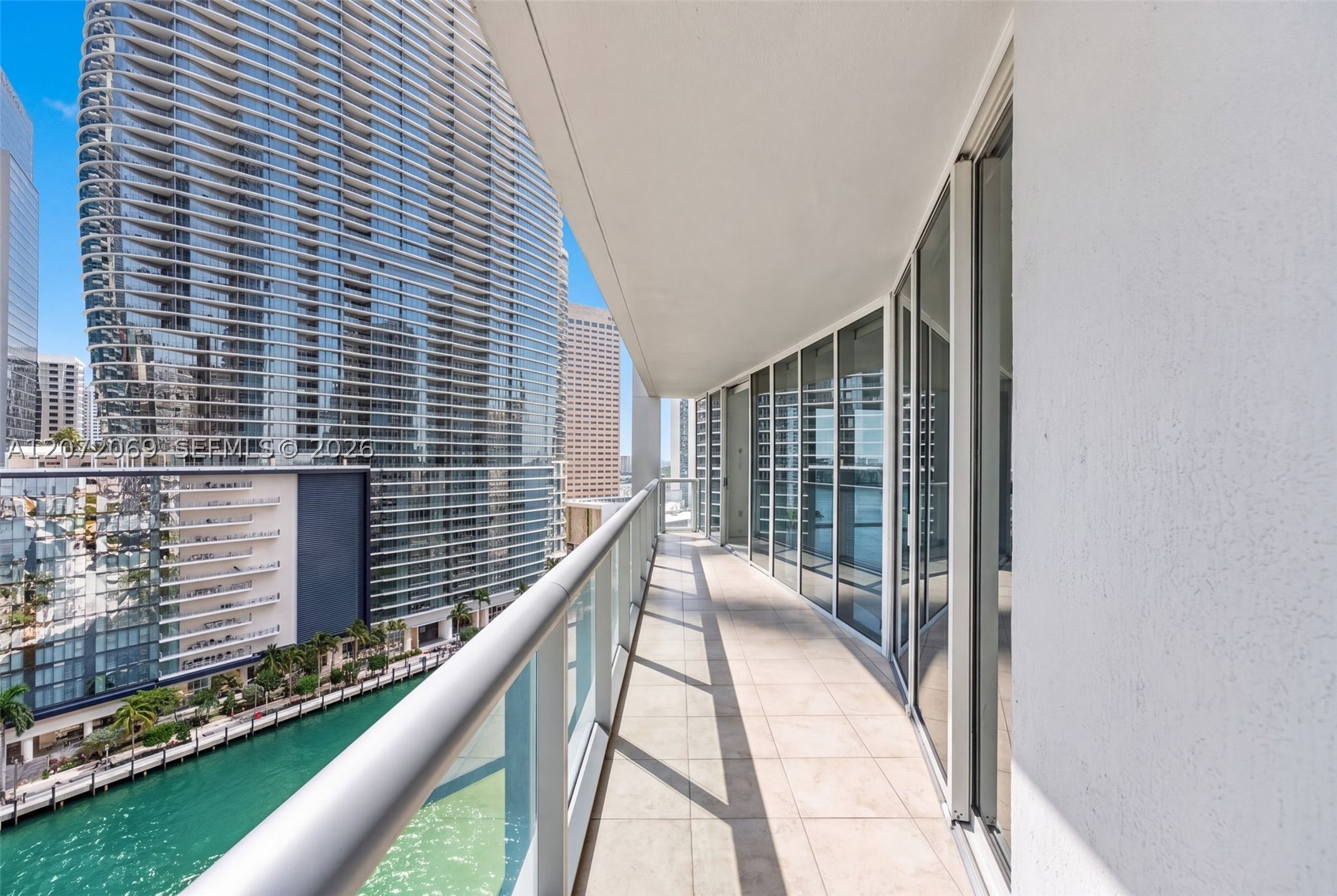 465 Brickell Ave 1602 Property Photo 22