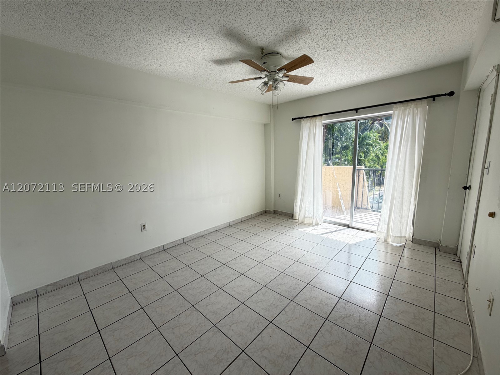 250 181st Dr 111 Property Photo 4