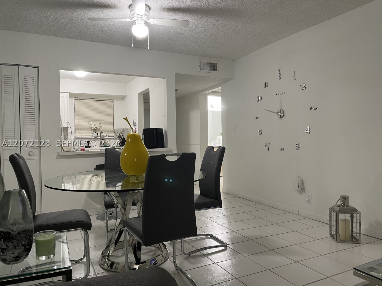 6505 Winfield Blvd B-25 Property Photo 1