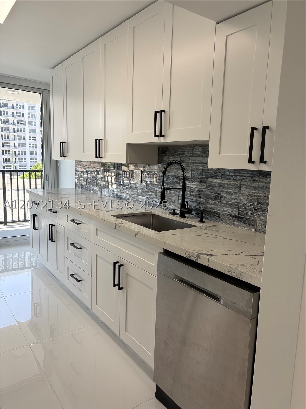 525 N Ocean Blvd 515 Property Photo 8