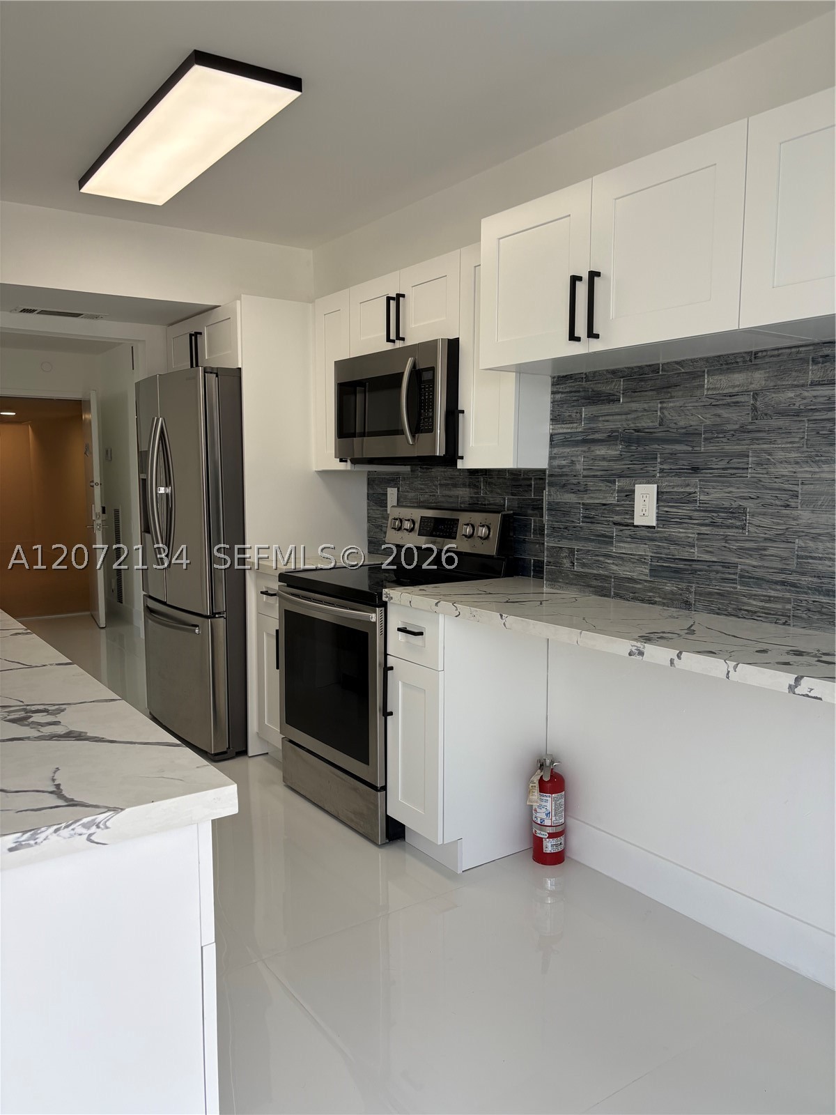 525 N Ocean Blvd 515 Property Photo 9