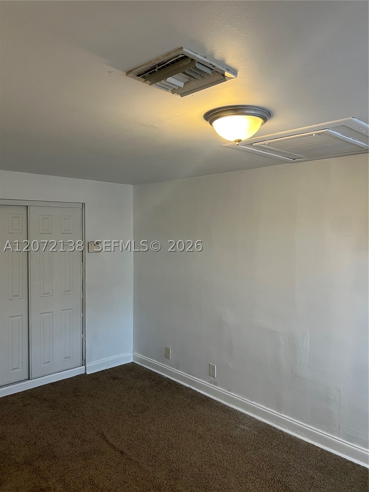143 Sw 22nd Ter Property Photo 32