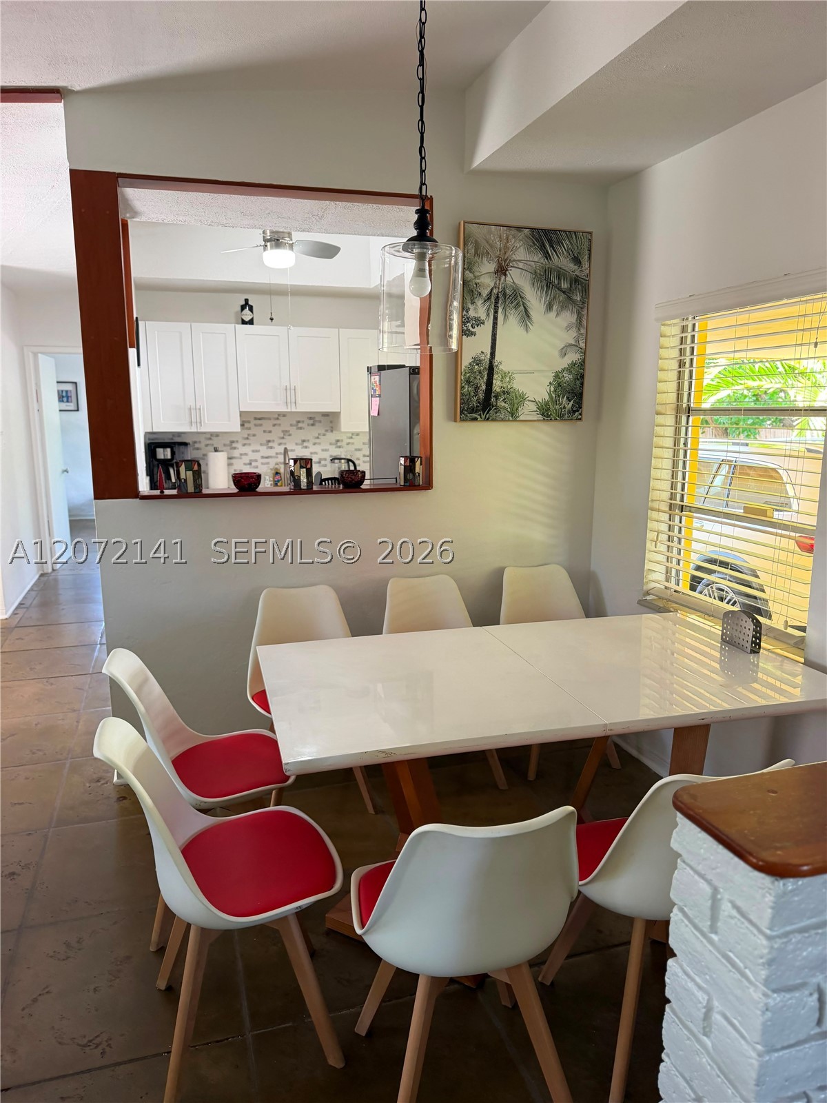 935 Polk St Property Photo 4