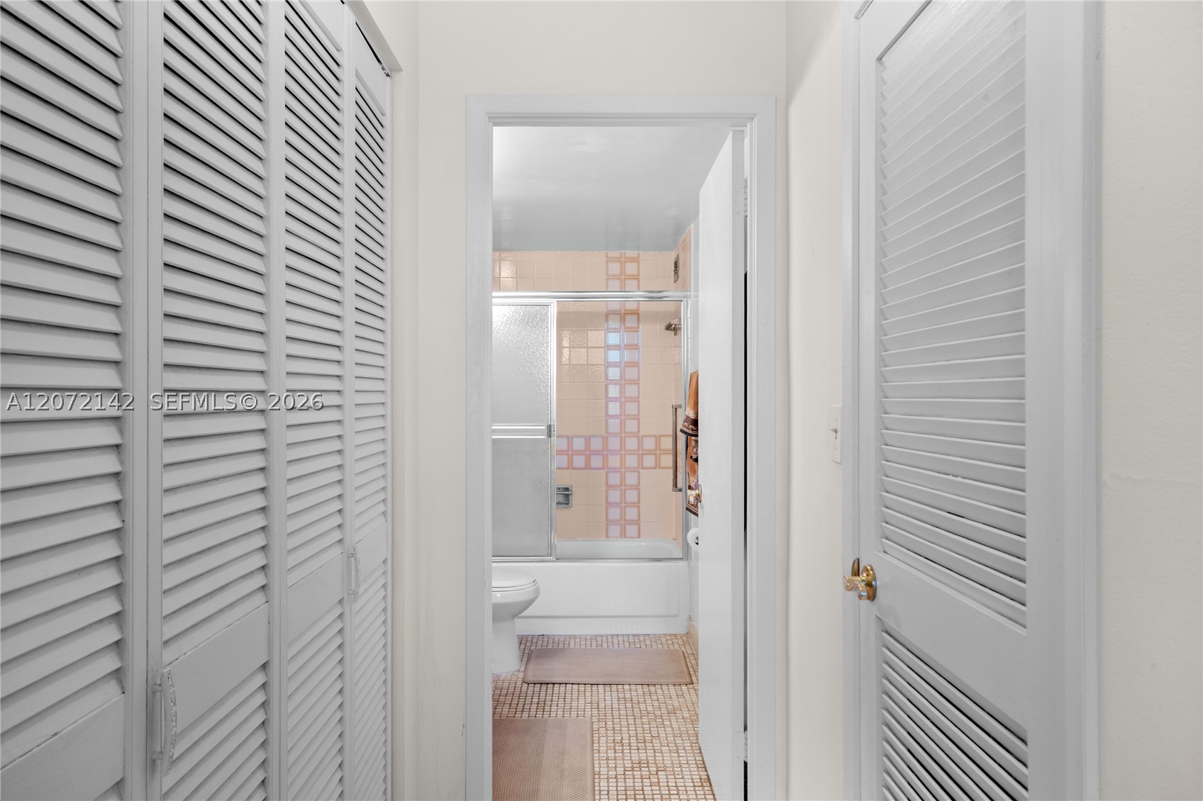2500 Parkview Dr 1004 Property Photo 16