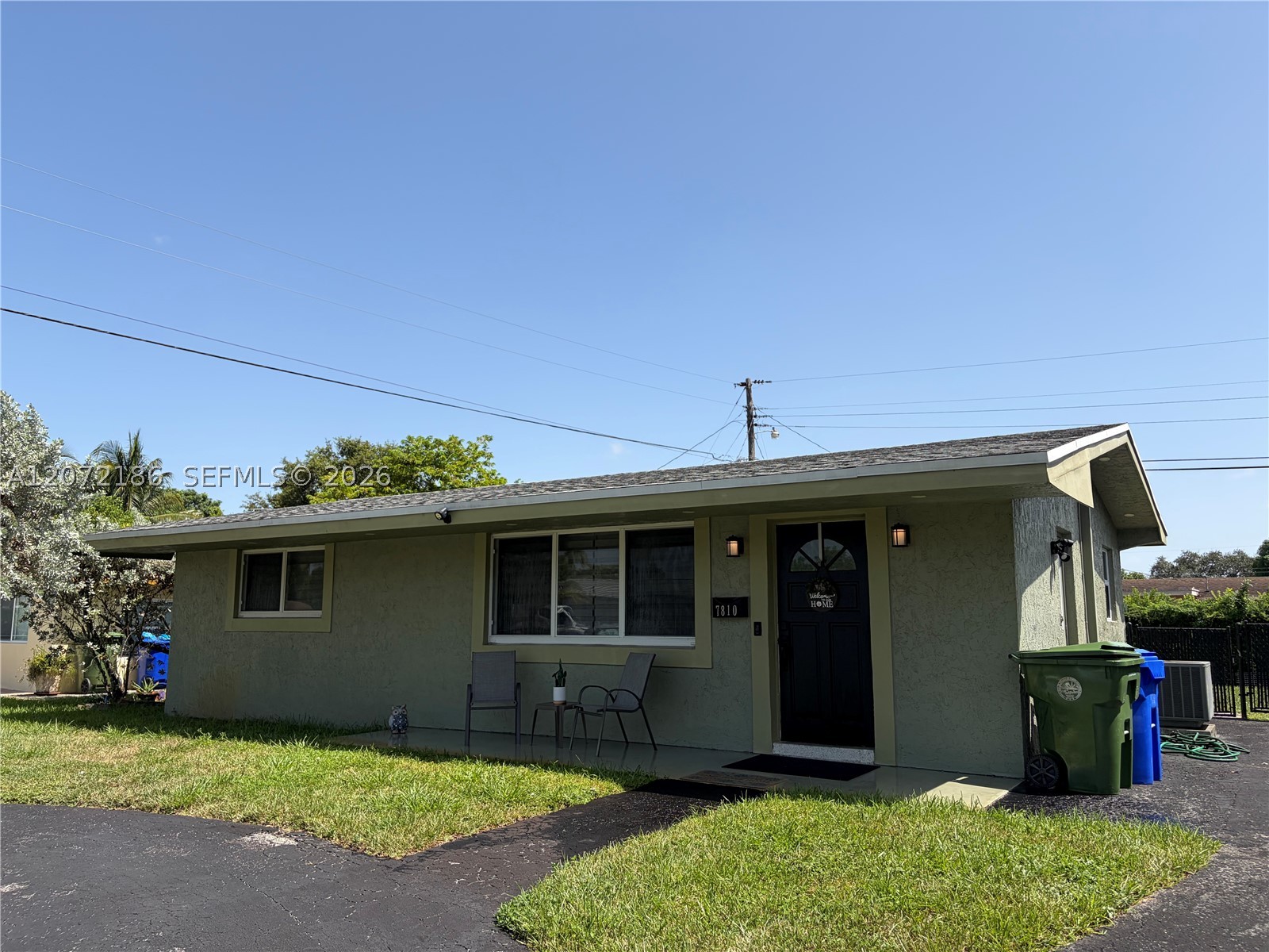 7810 NW 11th Ct Property Photo 1