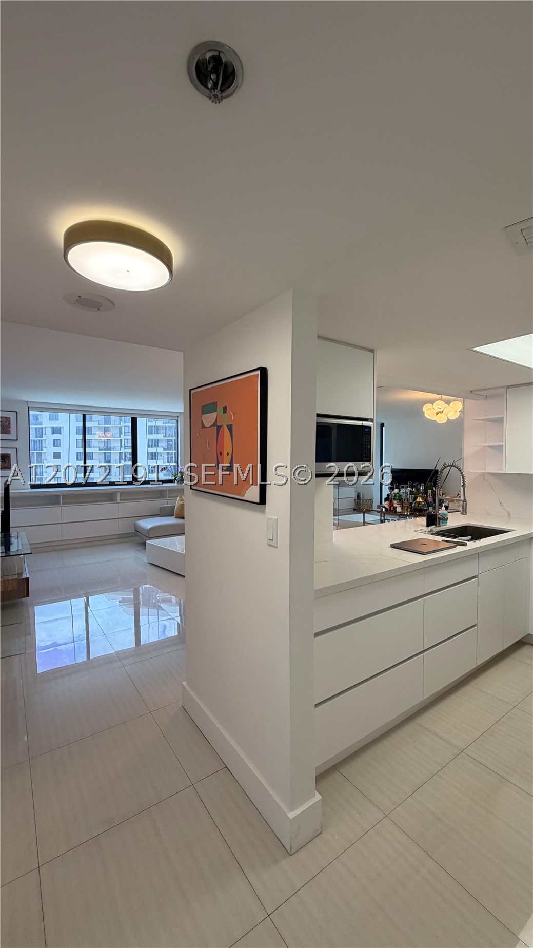 540 Brickell Key Dr 1101 Property Photo 9