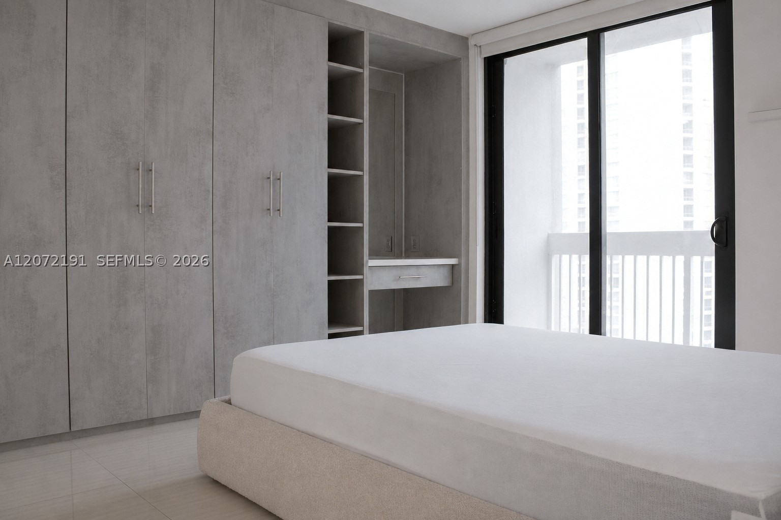 540 Brickell Key Dr 1101 Property Photo 13
