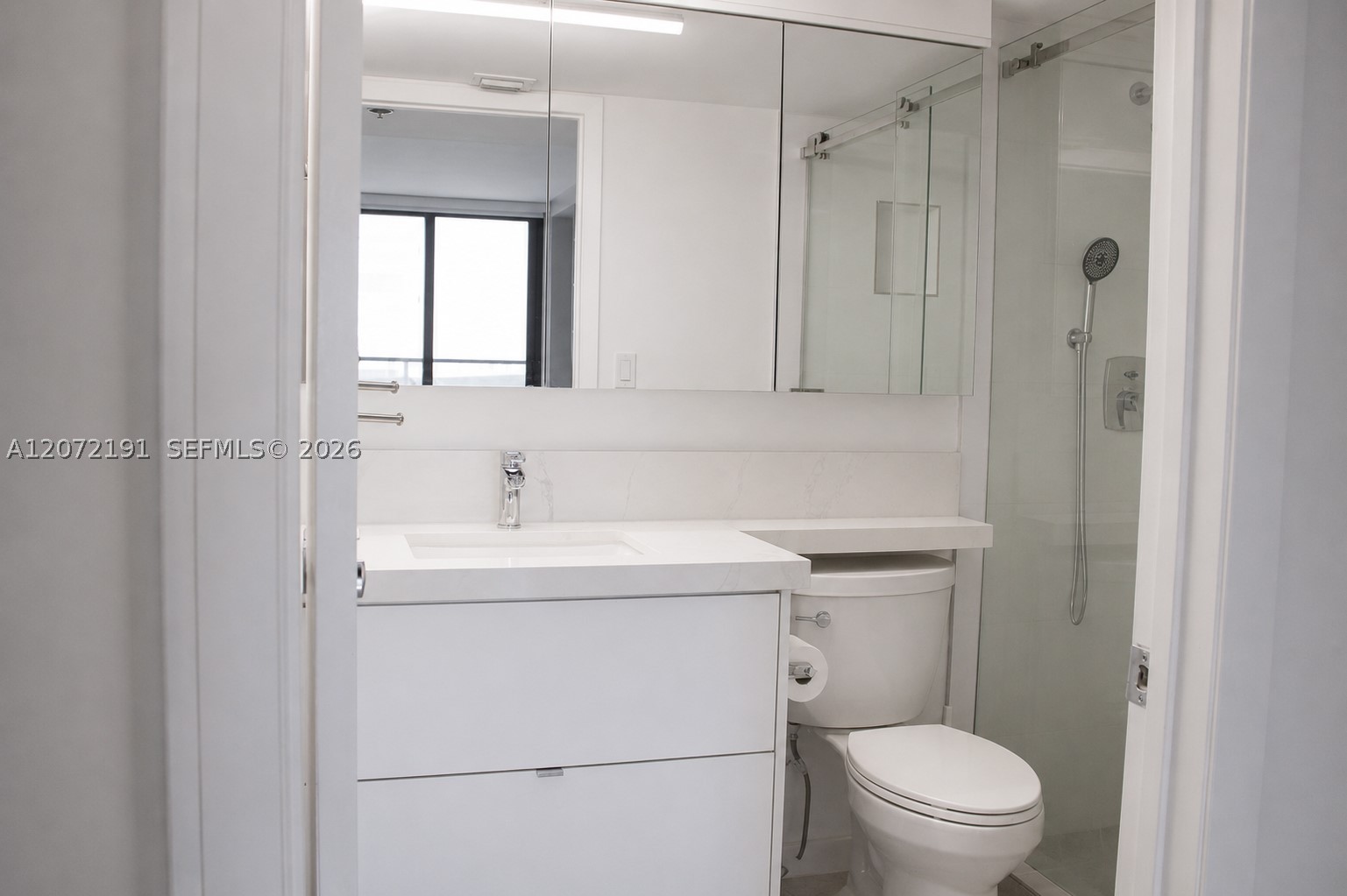 540 Brickell Key Dr 1101 Property Photo 15
