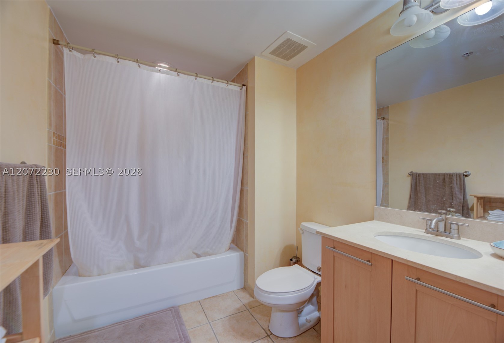 511 Se 5th Ave 2111 Property Photo 21