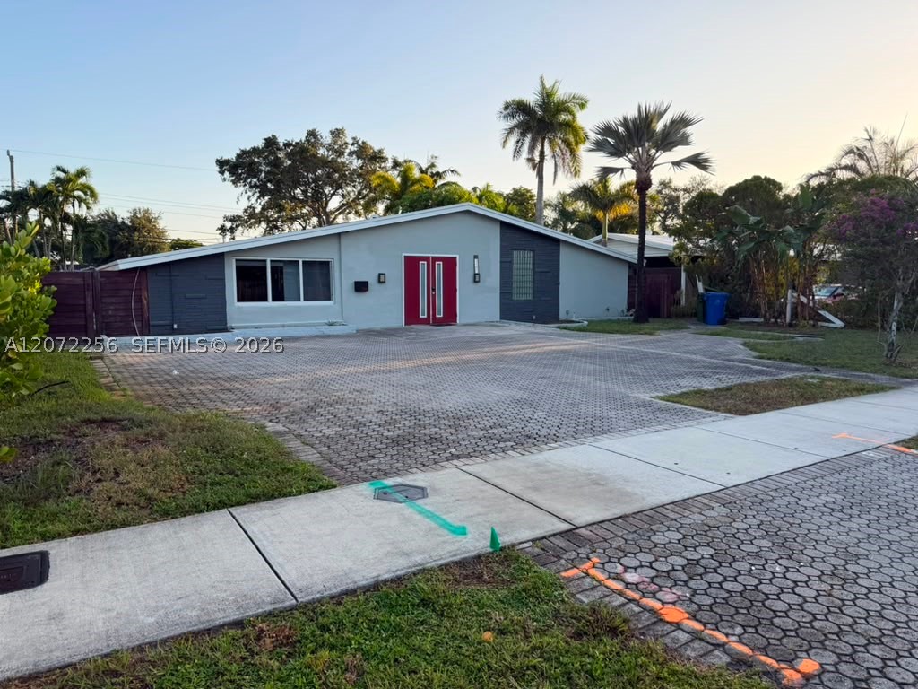 3161 Riverland Rd Property Photo 4