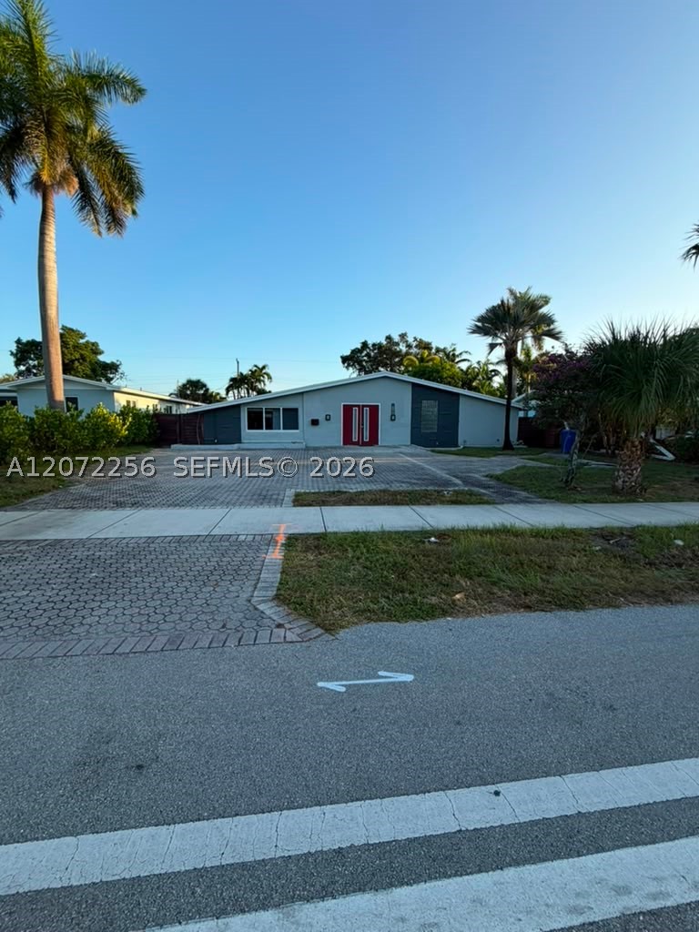 3161 Riverland Rd Property Photo 12