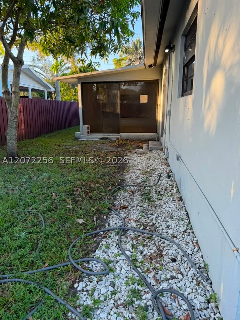3161 Riverland Rd Property Photo 30