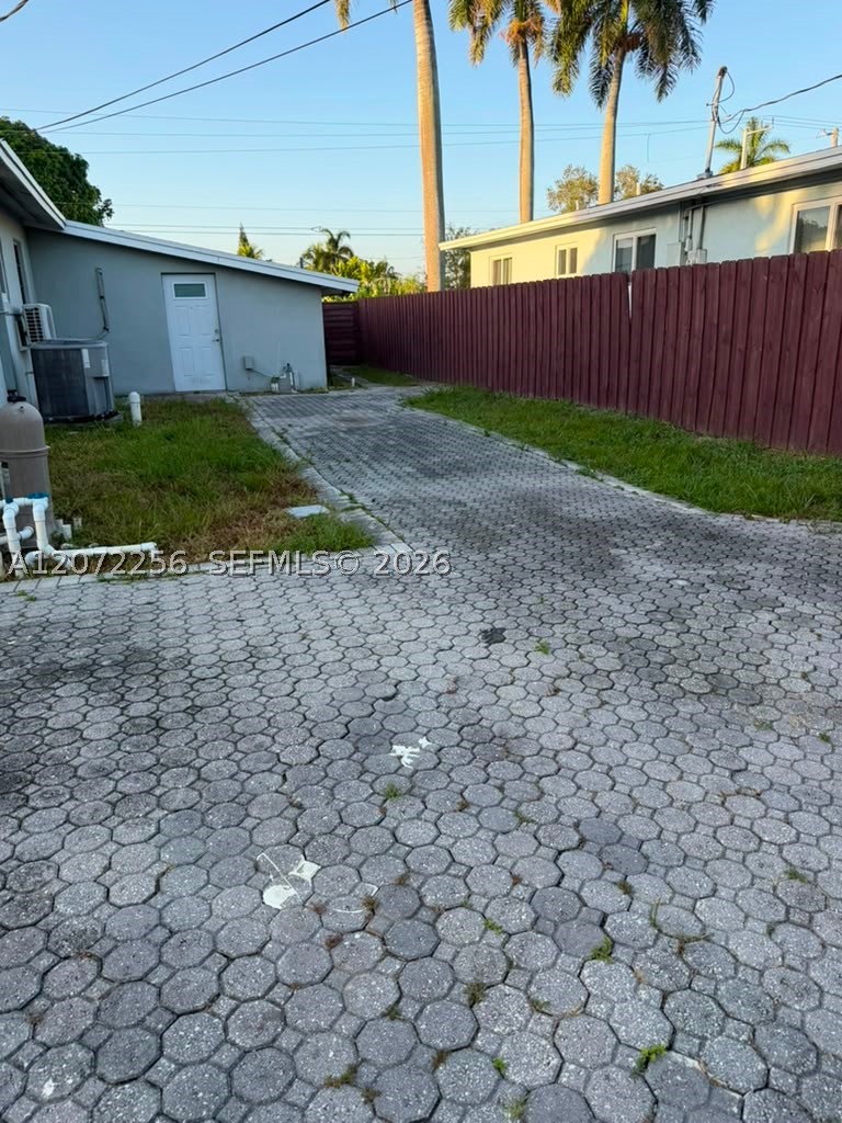 3161 Riverland Rd Property Photo 33