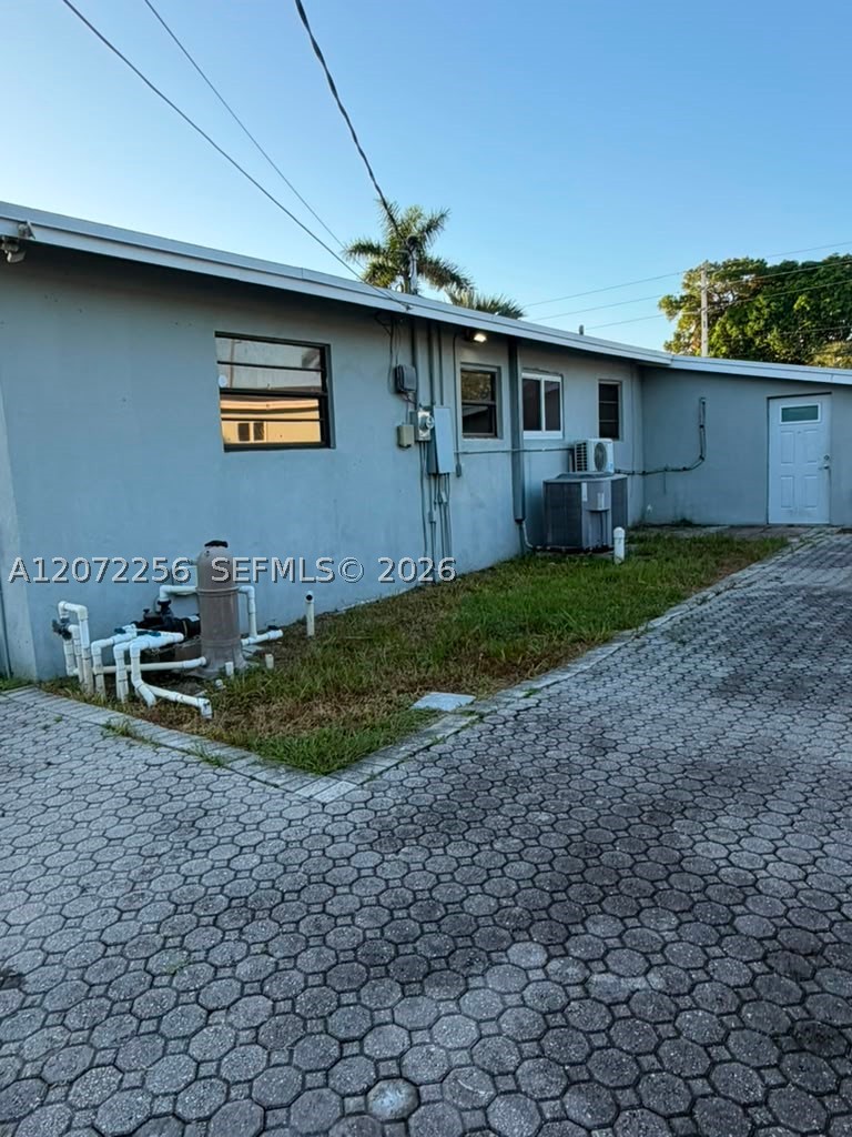 3161 Riverland Rd Property Photo 36