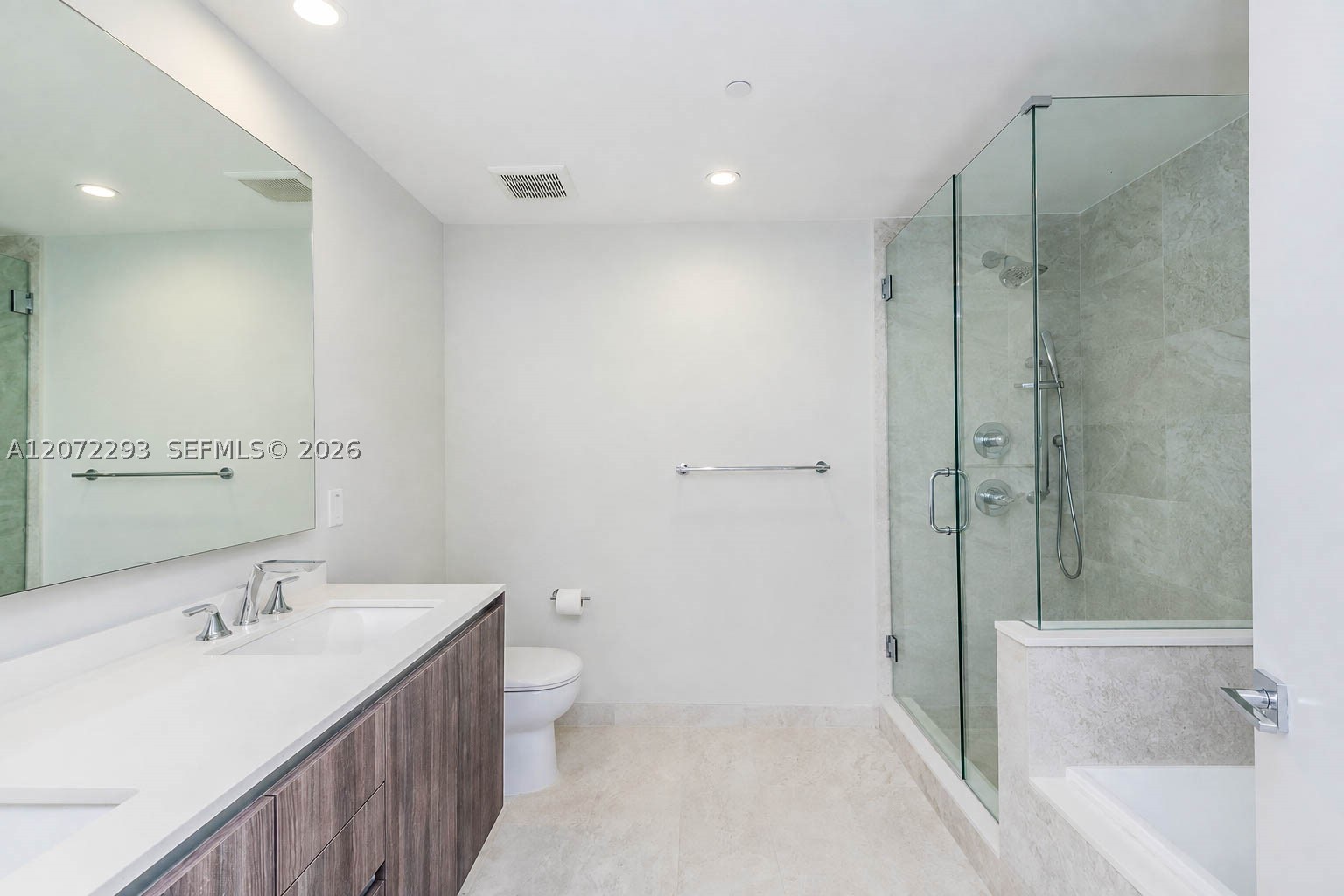 488 Ne 18th St 4406 Property Photo 12