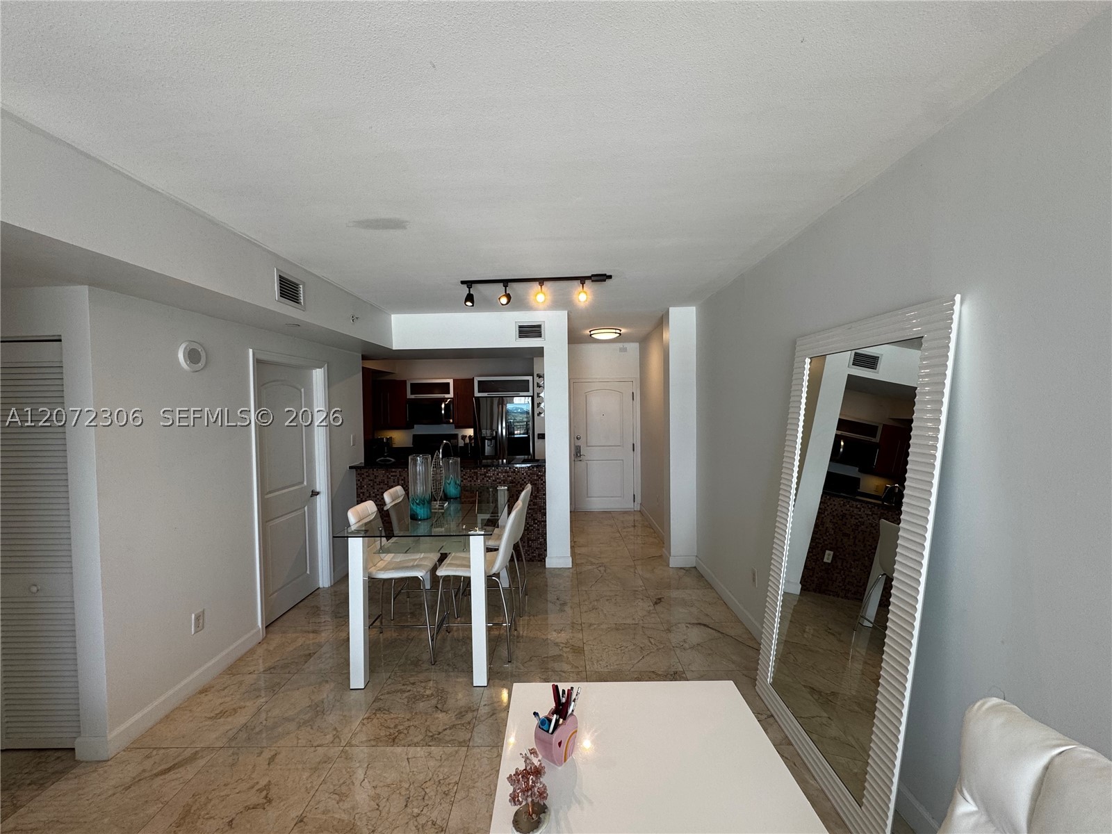 7350 Sw 89th St 1809s Property Photo 17