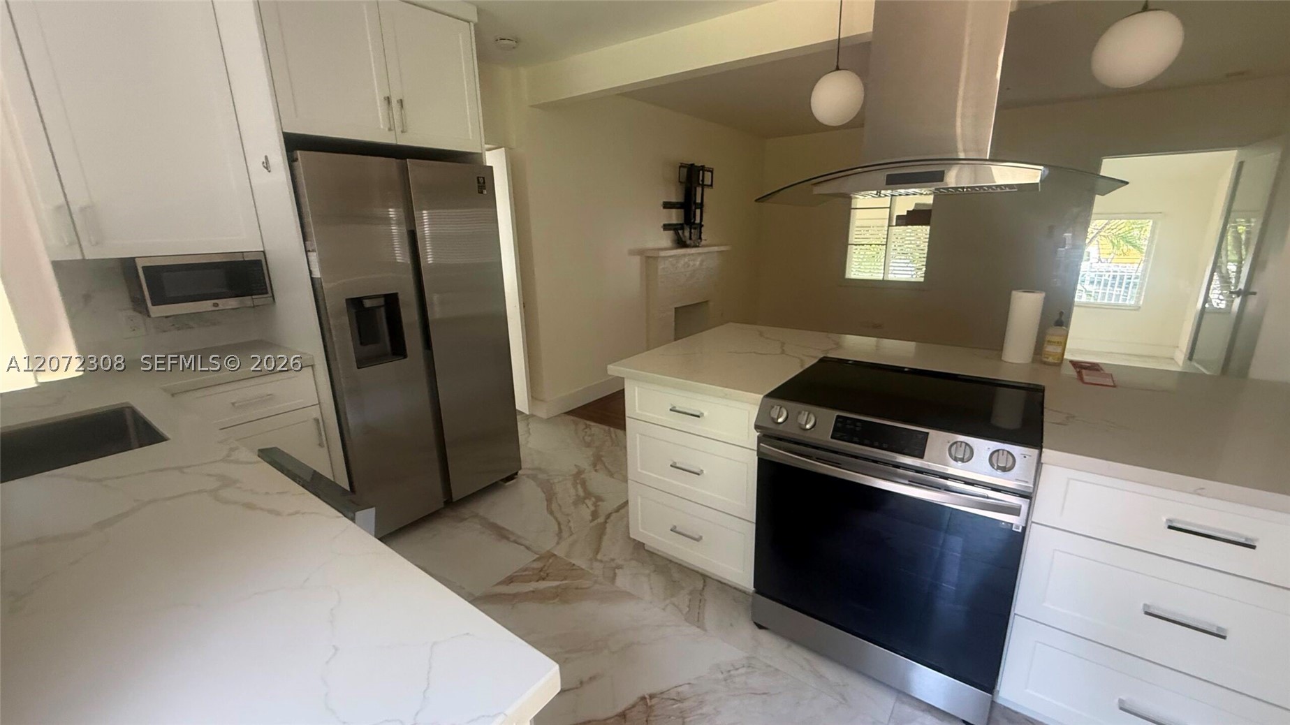 52 Ne 51st St Property Photo 10