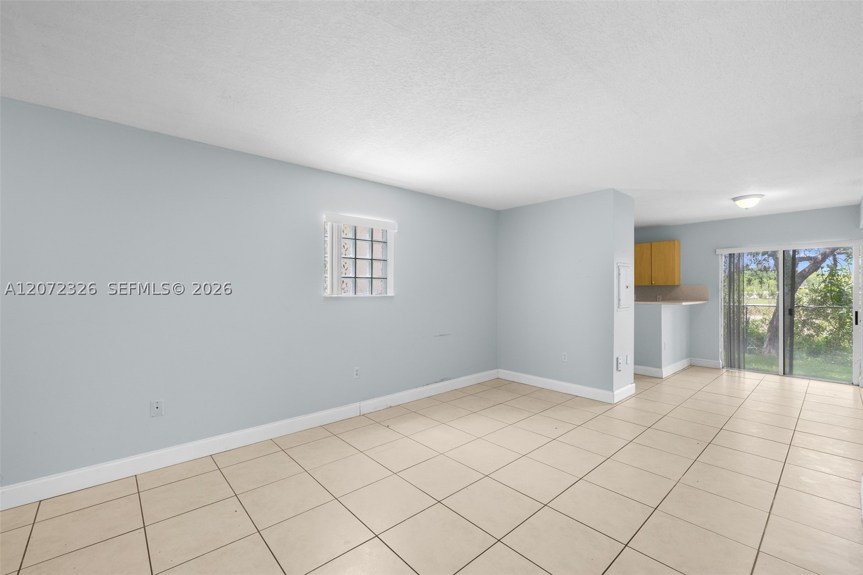 2930 Se 12th Rd 101-31 Property Photo 5