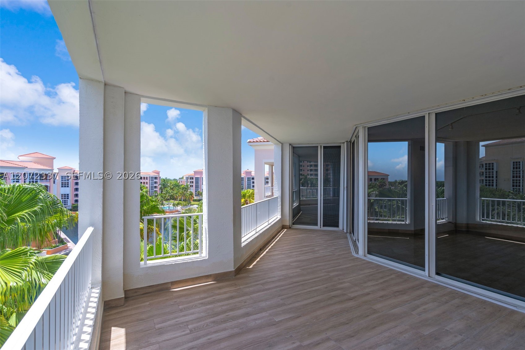 715 Crandon Blvd Ph-5 Property Photo 21
