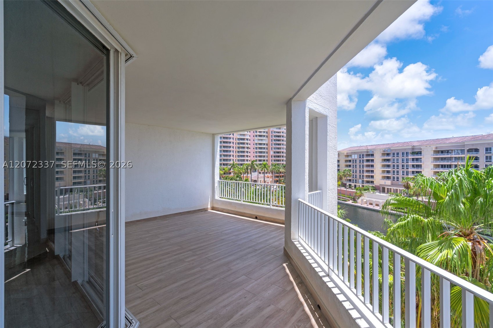 715 Crandon Blvd Ph-5 Property Photo 22
