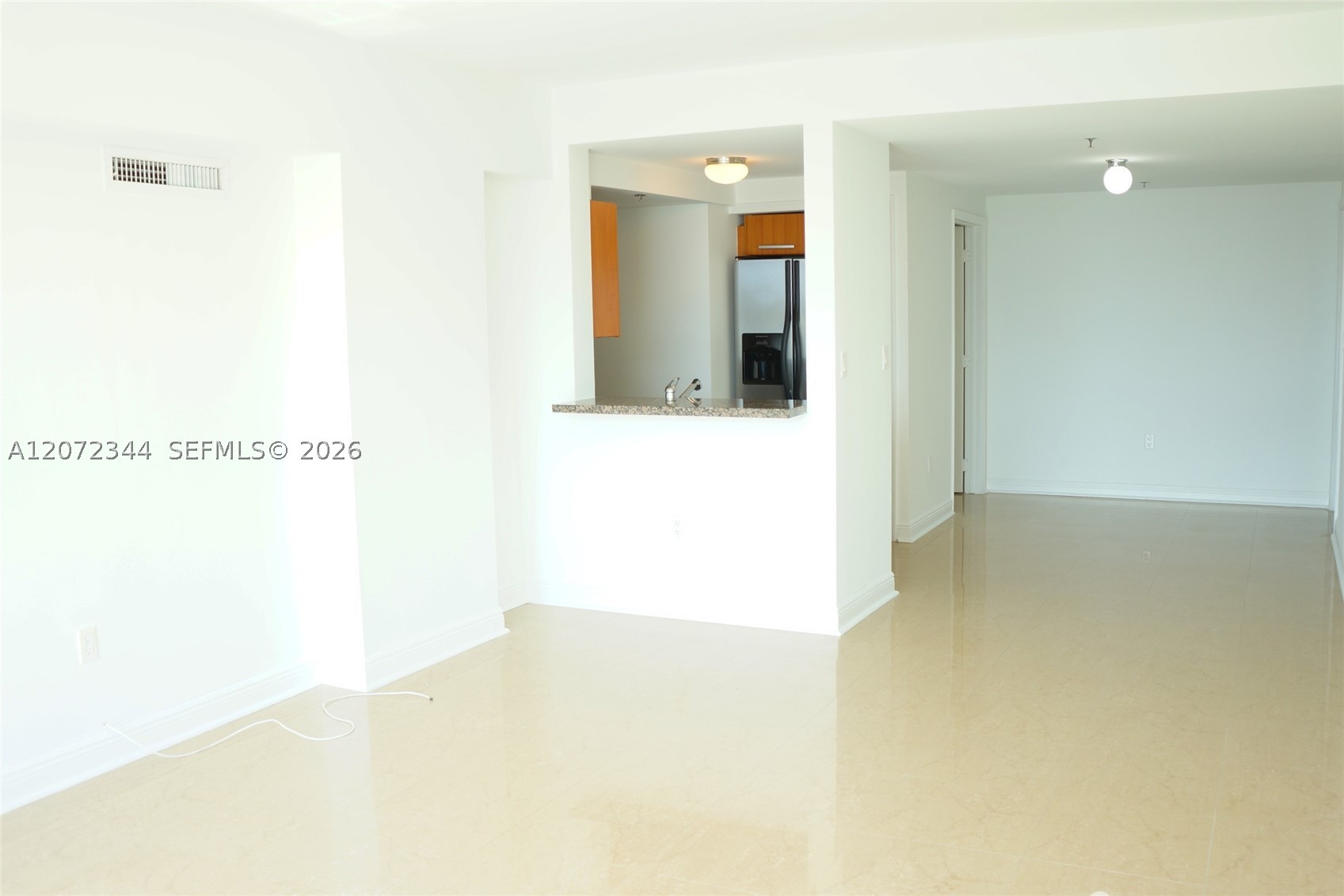 6362 Collins Ave 610 Property Photo 5