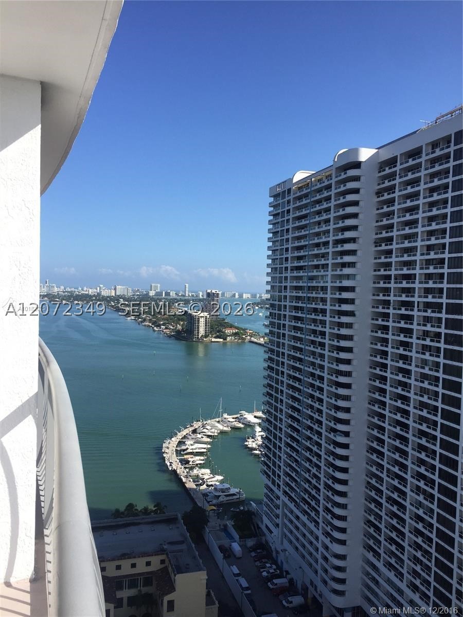 1750 N Bayshore Dr 2908 Property Photo 11