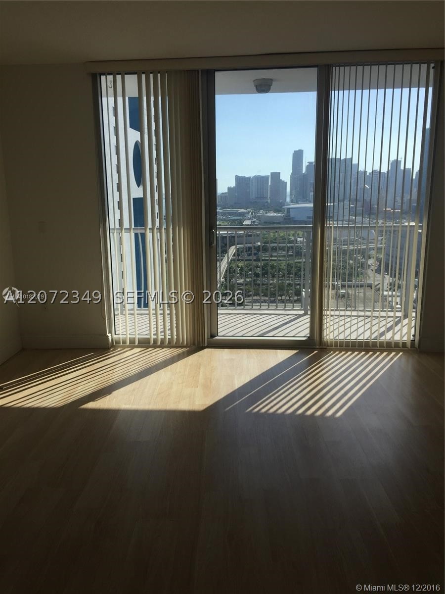 1750 N Bayshore Dr 2908 Property Photo 15