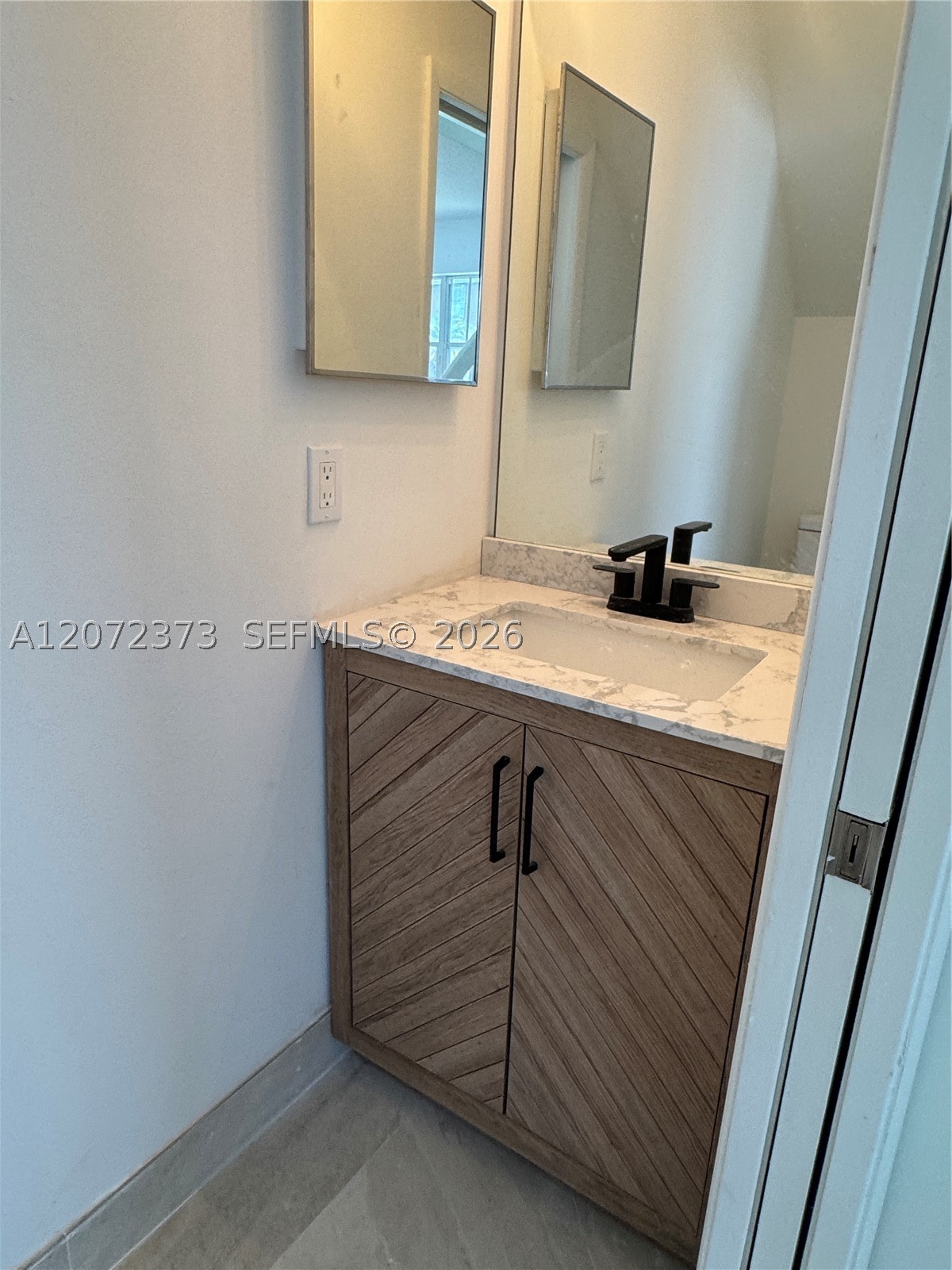6733 Bayfront Dr Property Photo 20