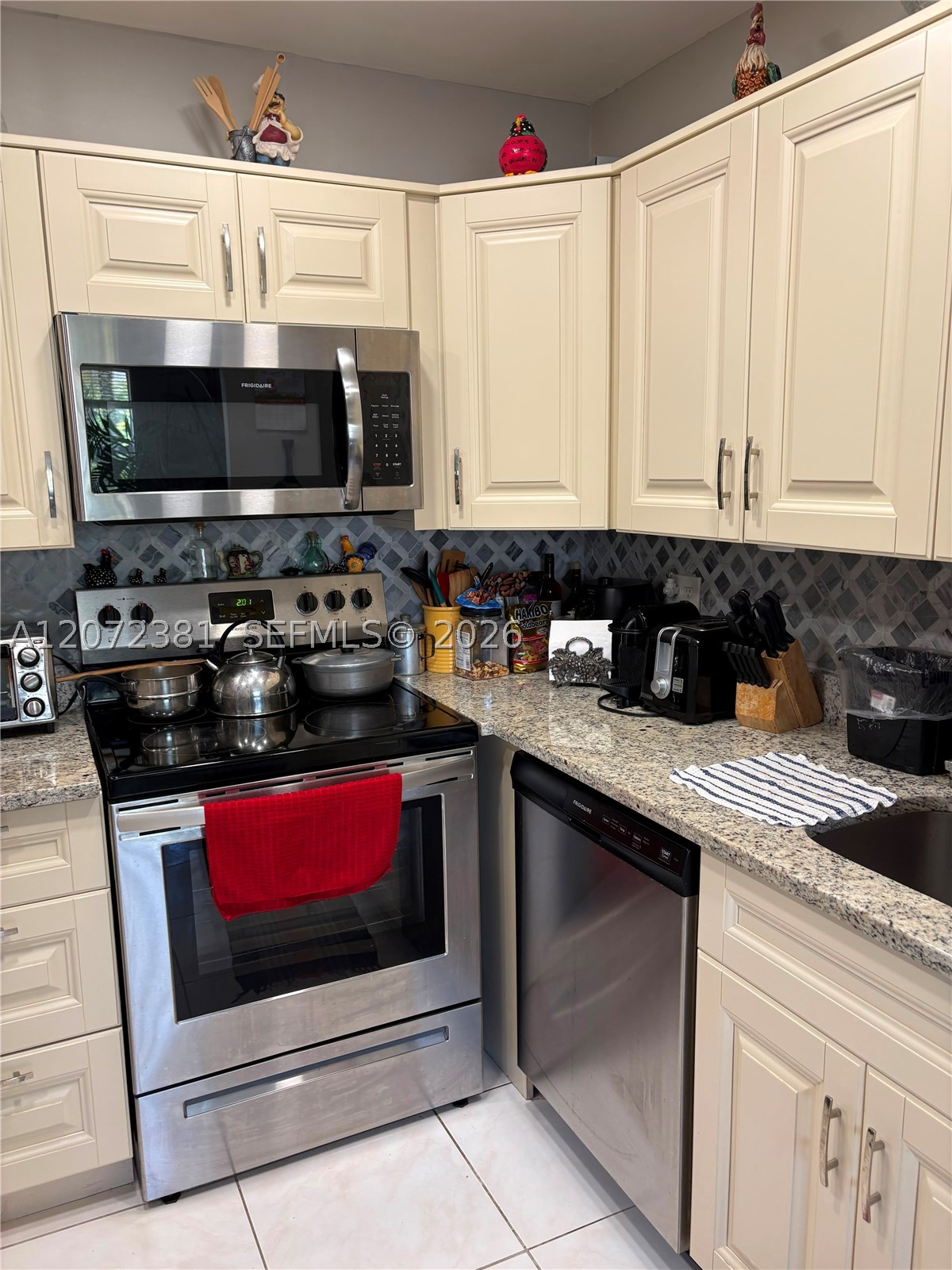 714 Saxony O 714 Property Photo 2