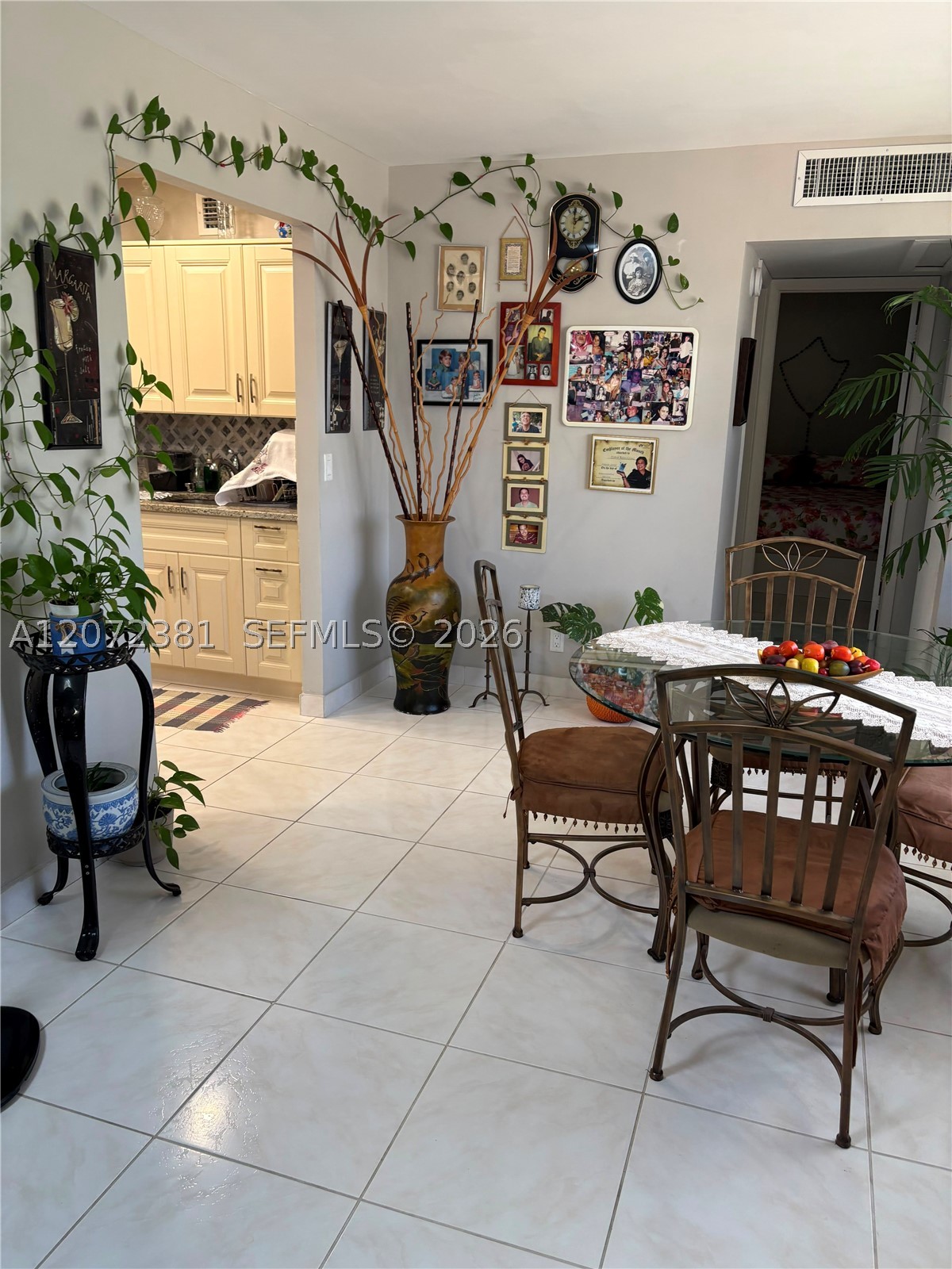 714 Saxony O 714 Property Photo 3
