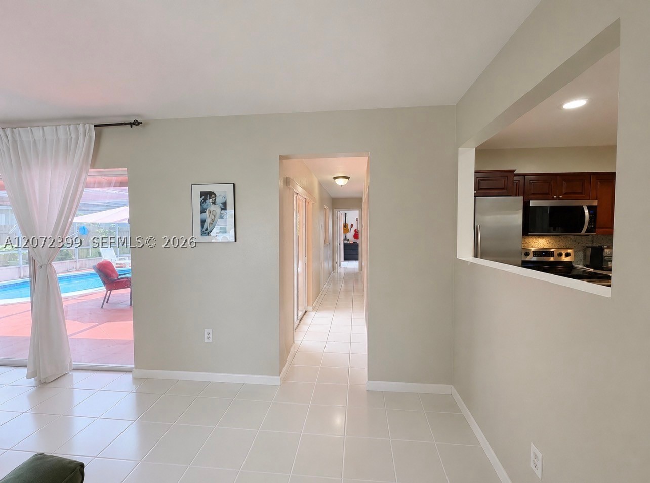 1812 N 45th Ave Property Photo 15