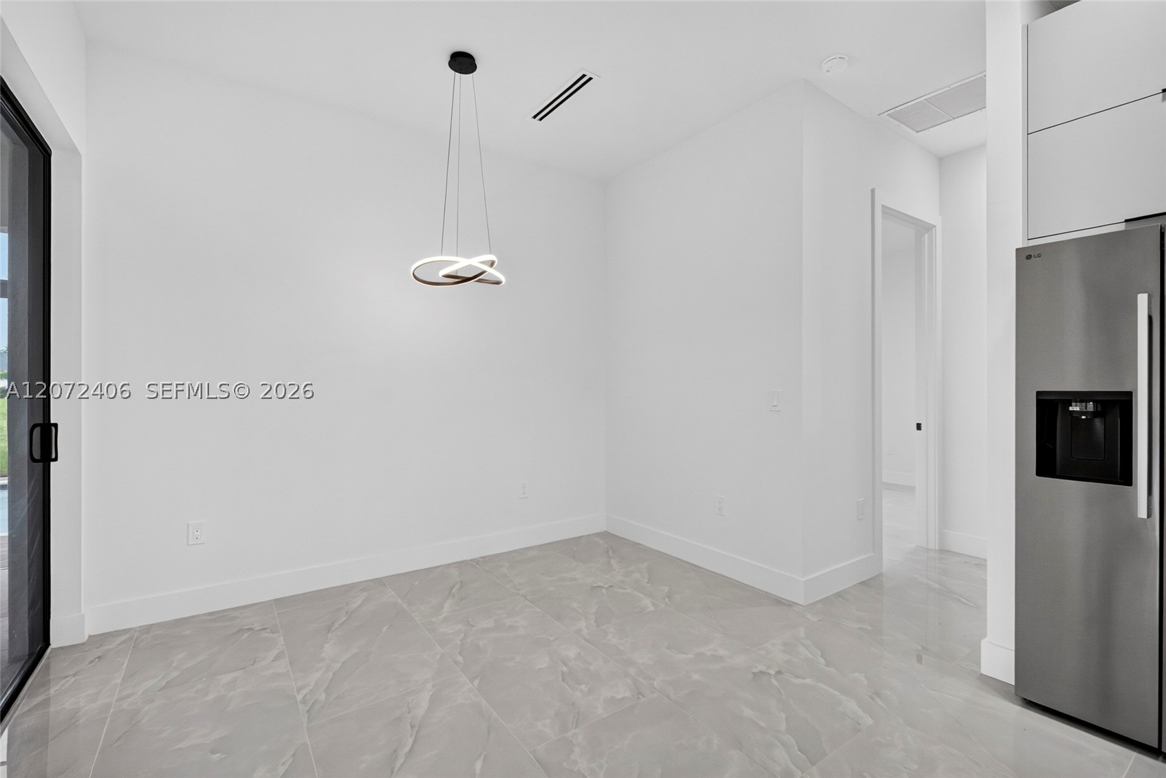 1335 Razorbill Property Photo 6