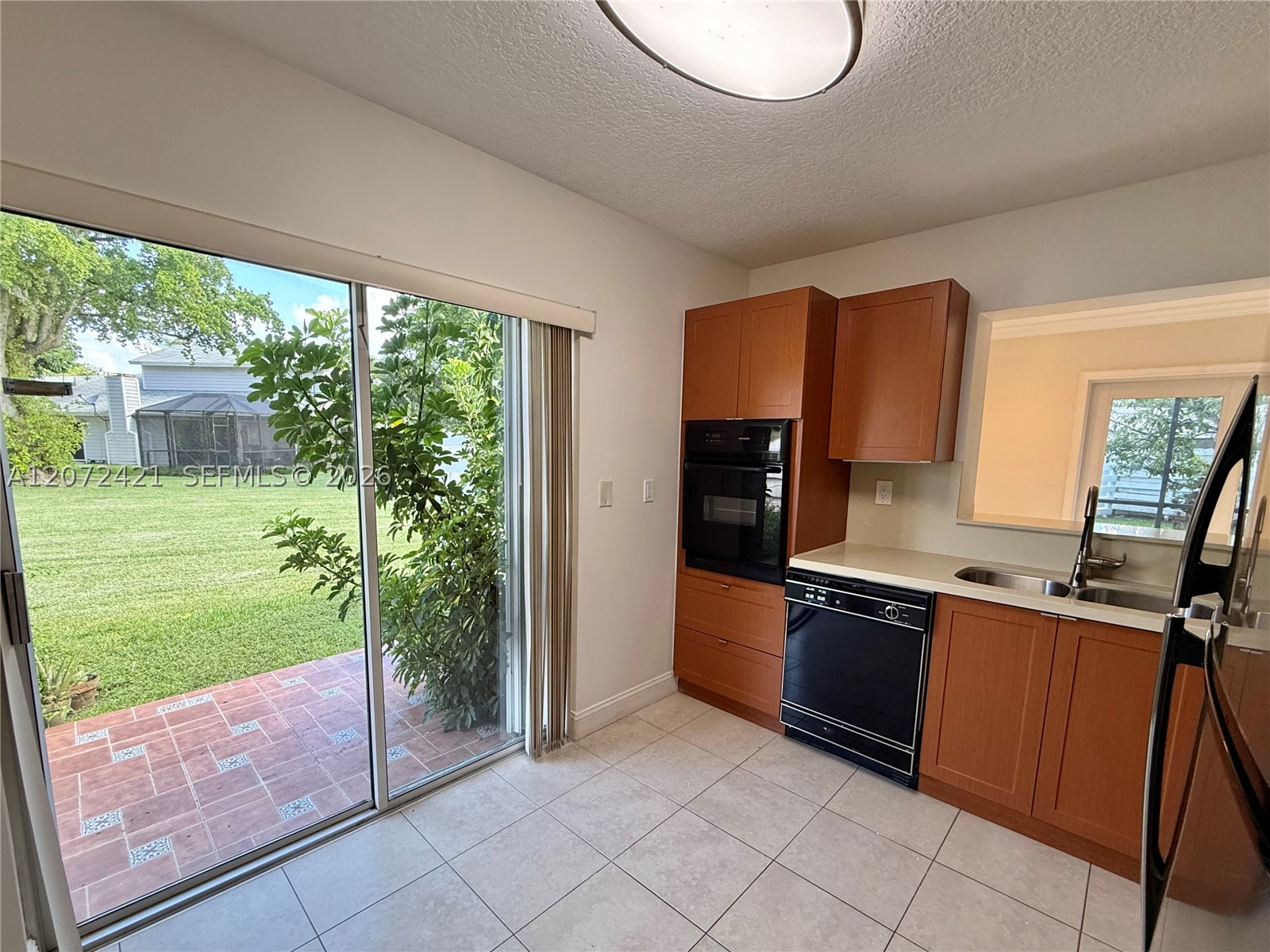 14353 Sw 150th Ter Property Photo 3