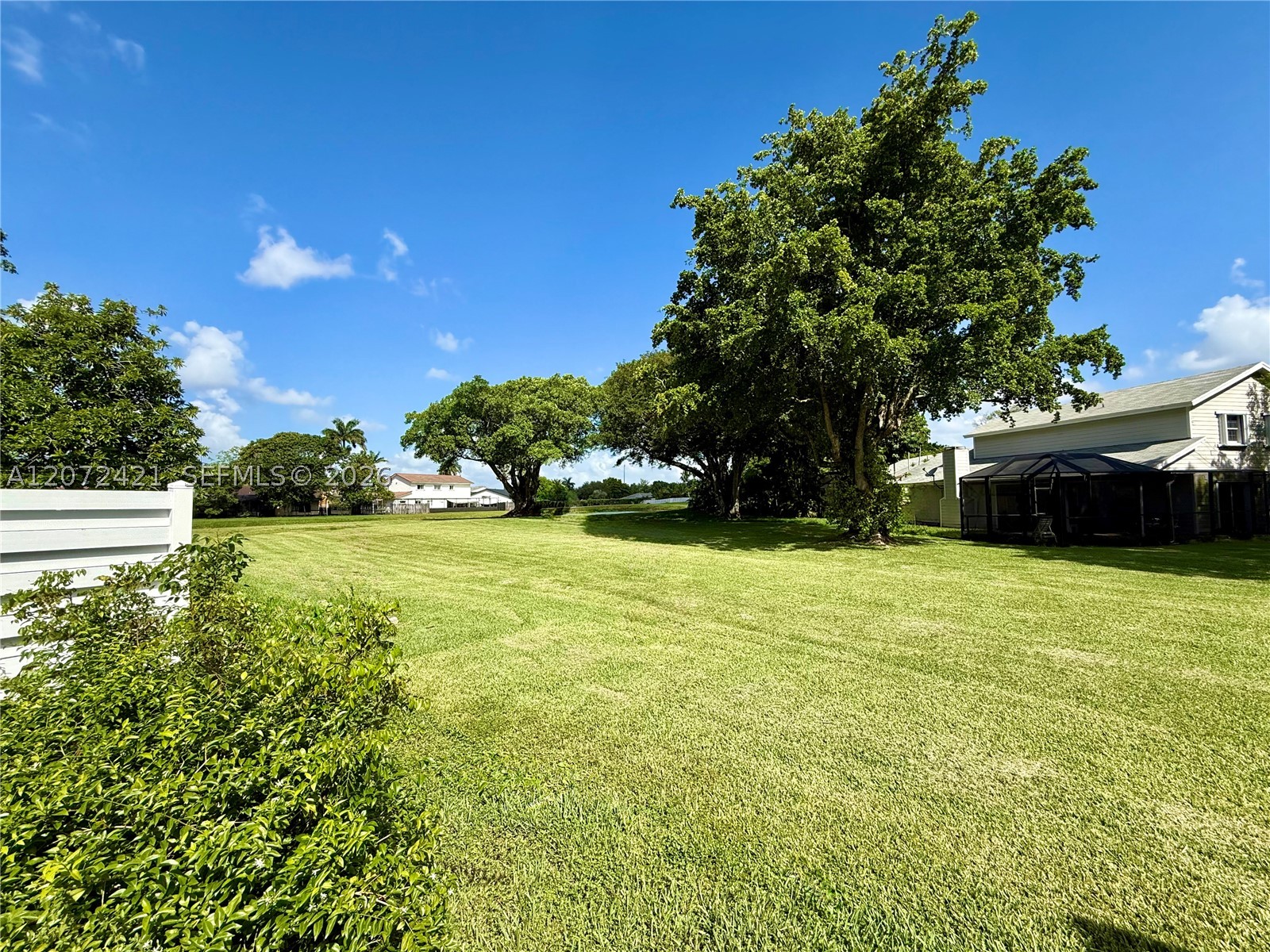 14353 Sw 150th Ter Property Photo 22