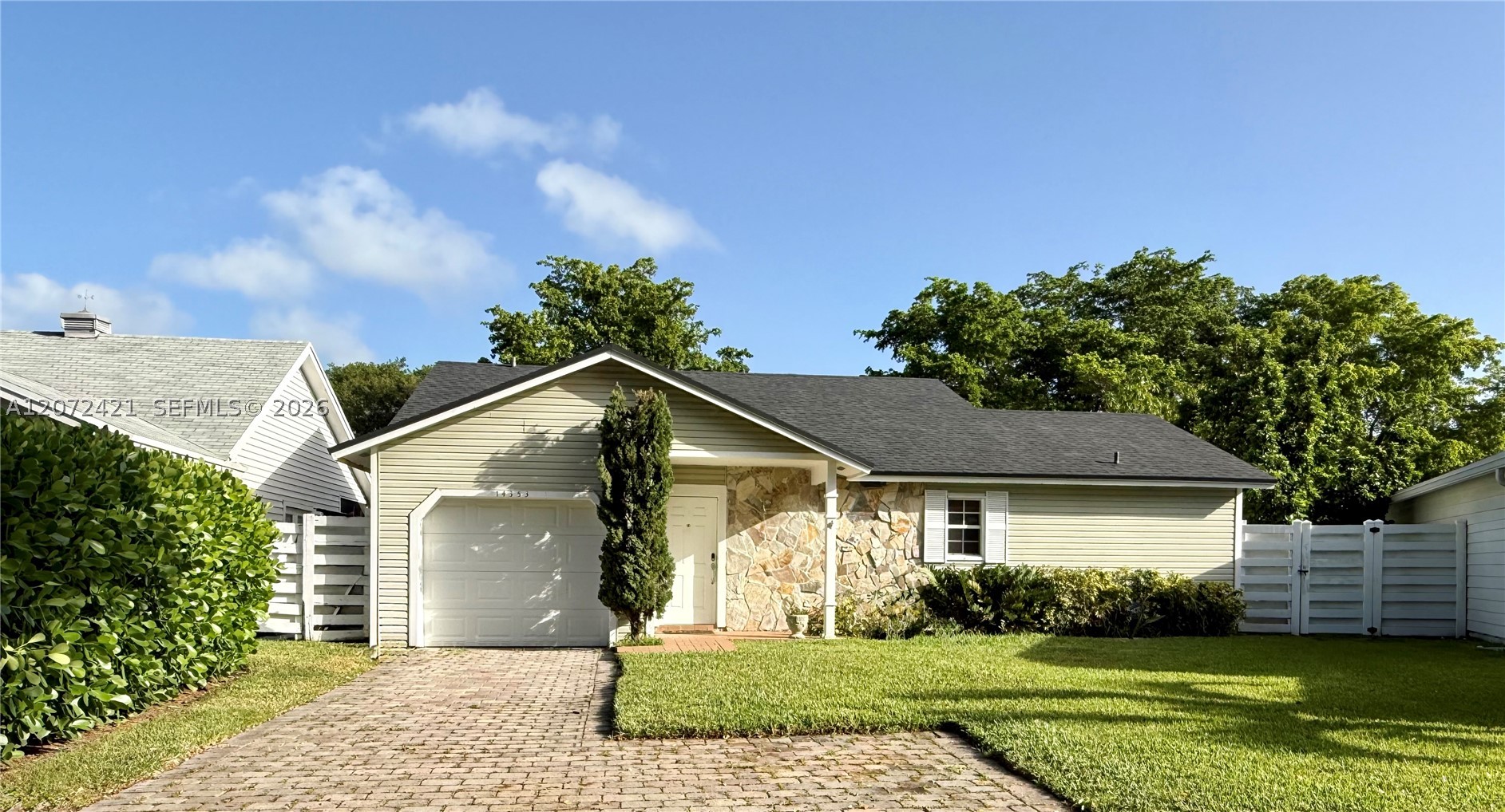 14353 Sw 150th Ter Property Photo 32