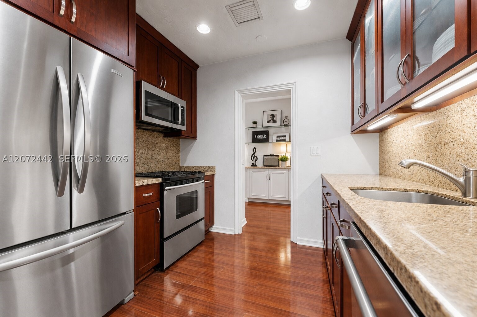 4120 Lybyer Ave Property Photo 8