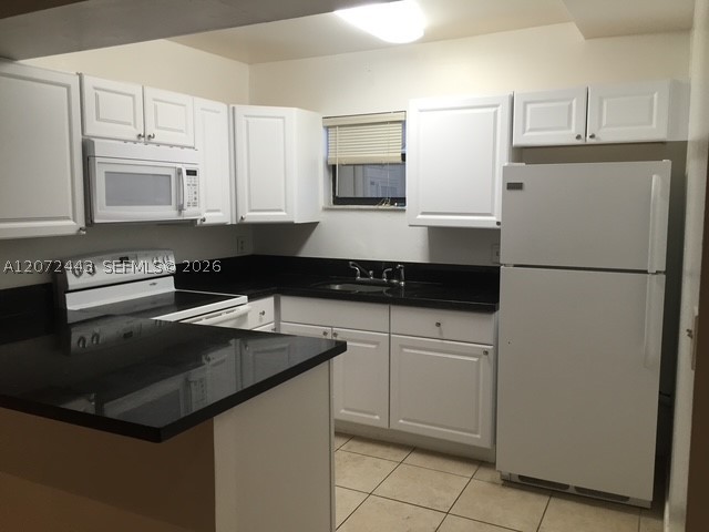 8290 Lake Dr 144 Property Photo 1
