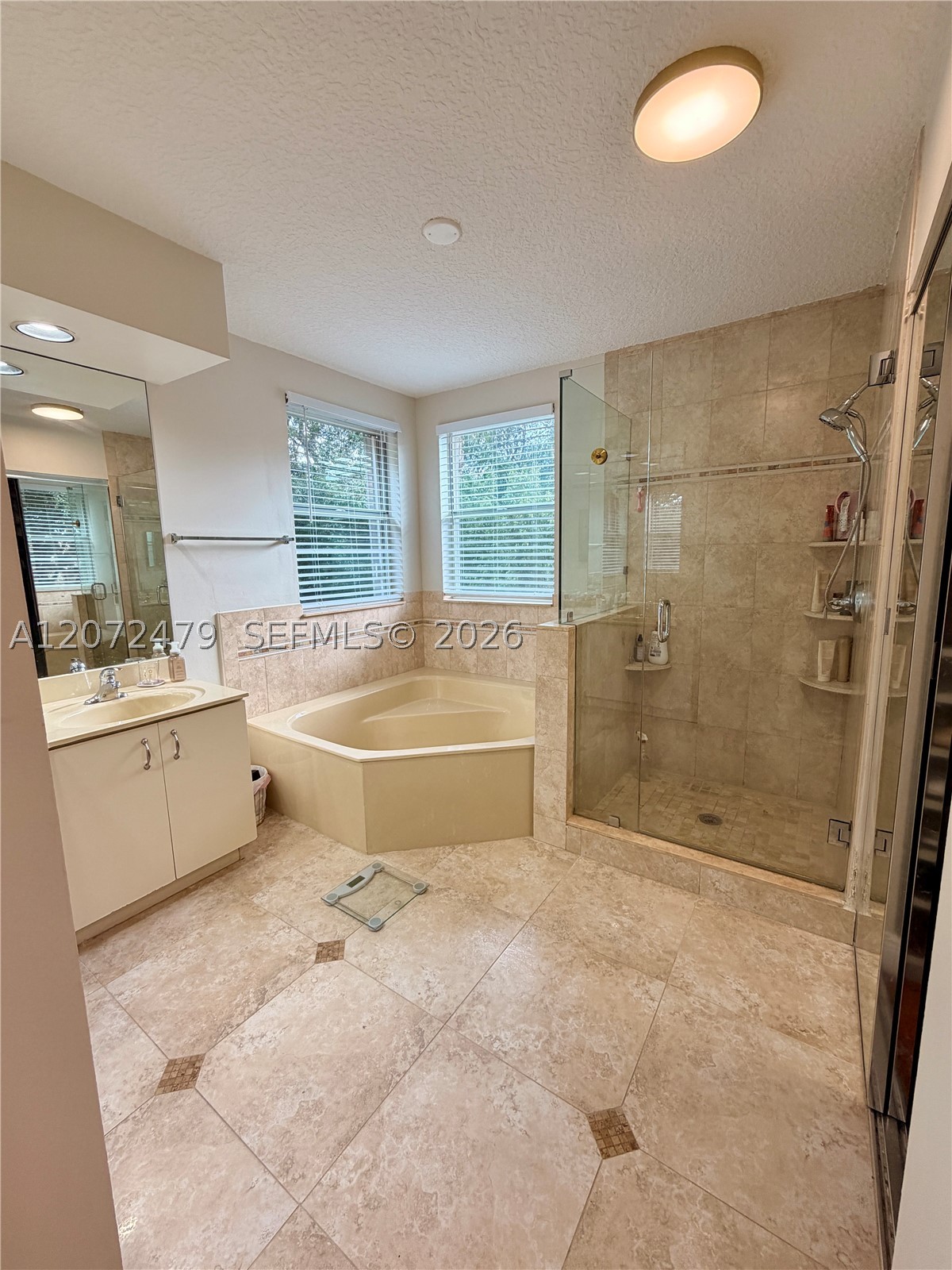 12672 Nw 11th Ct Property Photo 13