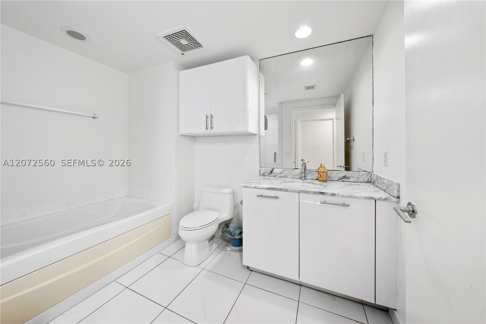 55 Se 6th St 1708 Property Photo 14