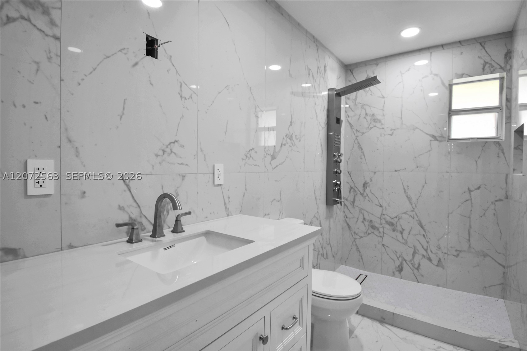 18200 Sw 48th St Property Photo 22