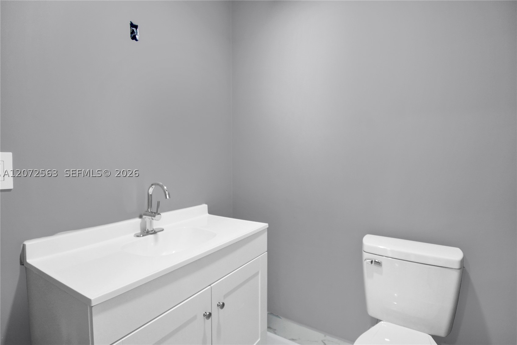 18200 Sw 48th St Property Photo 23